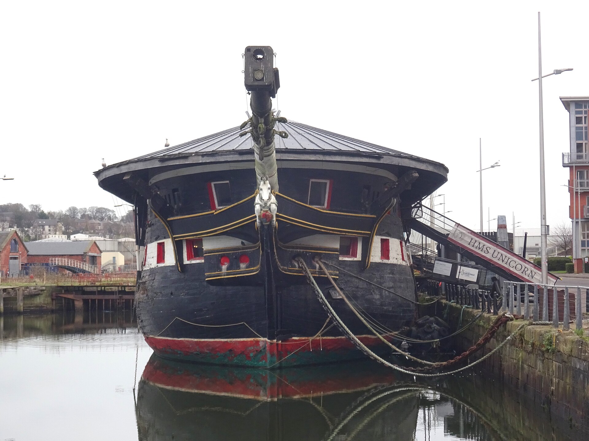 HMS Unicorn 1