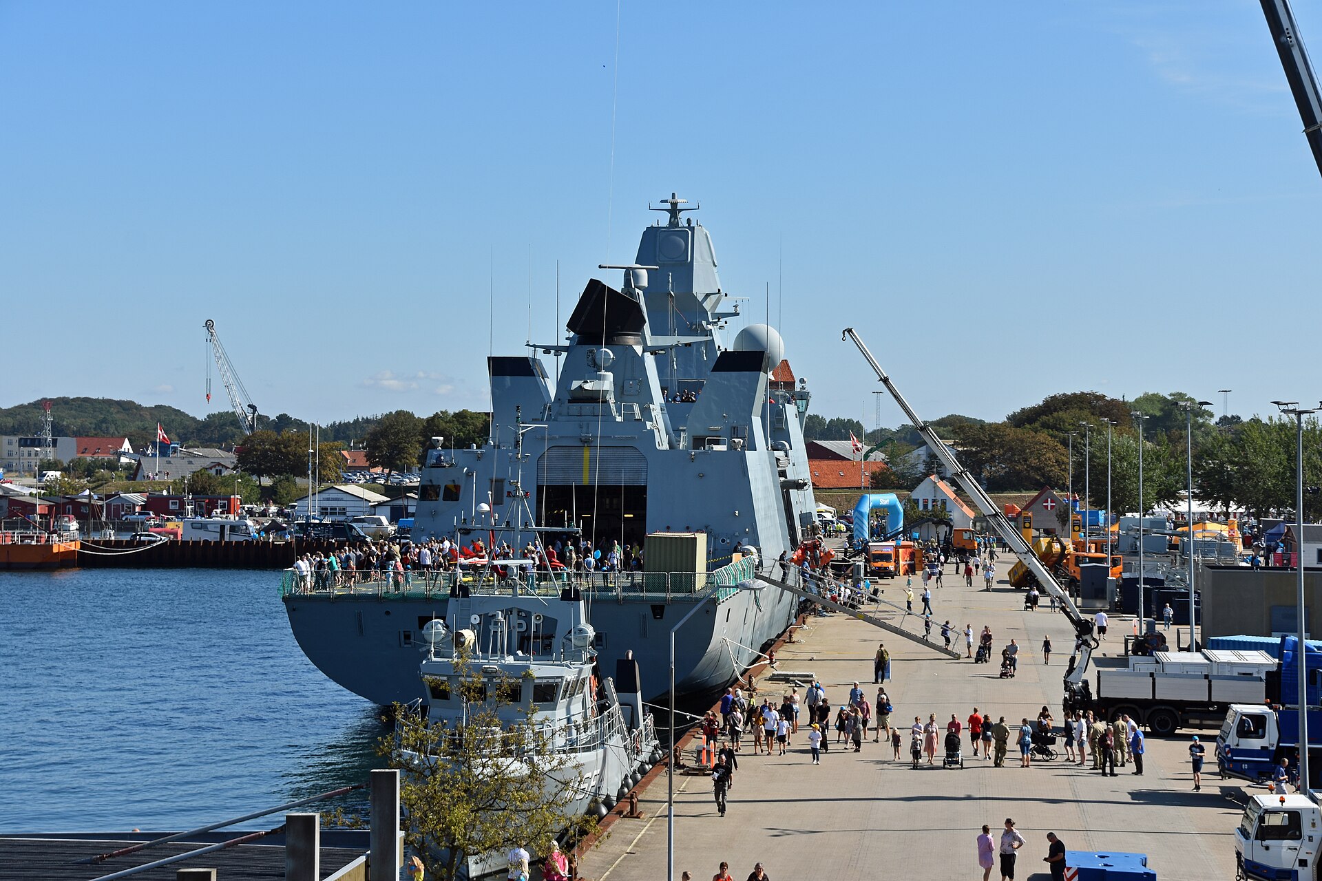 Iver Huitfeldt class 4