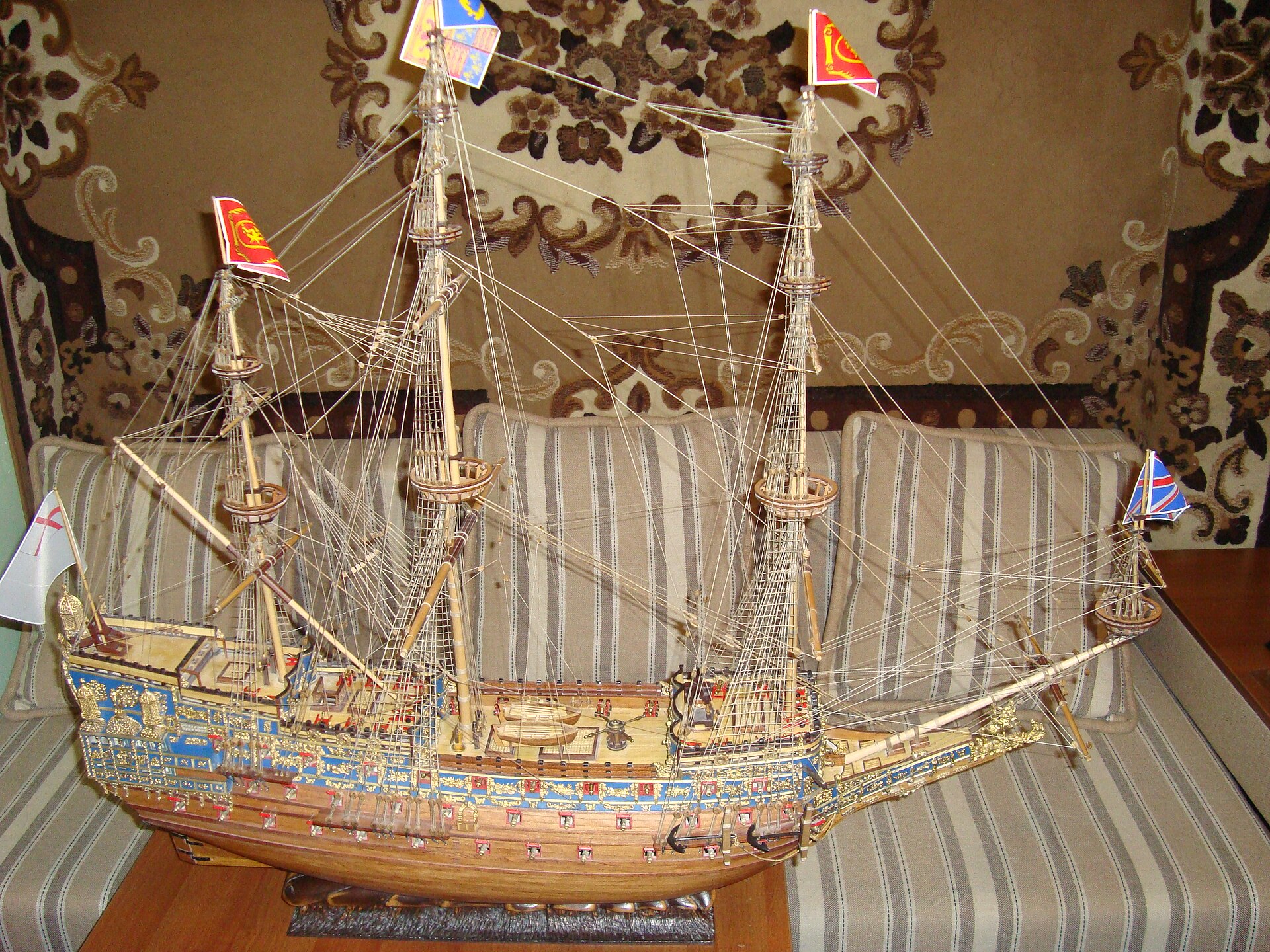 Sovereign of the Seas 4